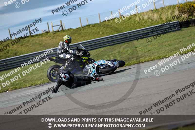 anglesey no limits trackday;anglesey photographs;anglesey trackday photographs;enduro digital images;event digital images;eventdigitalimages;no limits trackdays;peter wileman photography;racing digital images;trac mon;trackday digital images;trackday photos;ty croes